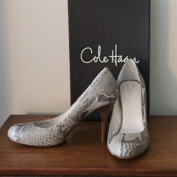 Cole Haan Air Talia Pump - Picture 1 of 7